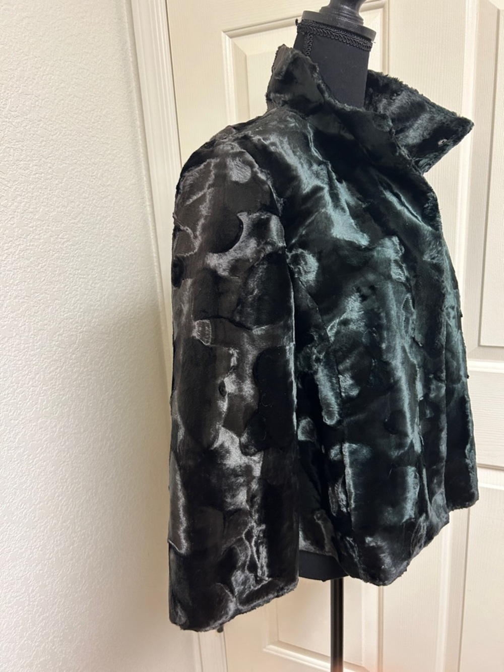 W By WORTH black and green Button snap Jacket, 3/4 Sleeves, Size 14 - Picture 4 of 9